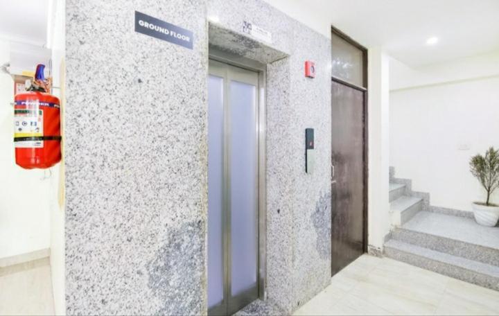 Готель Rbm Residency Ґурґаон Екстер'єр фото